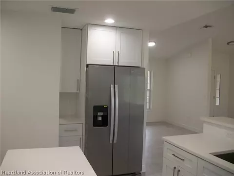 600 Spring Lake Blvd, Sebring, FL 33876 photo 5