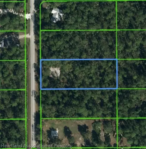 5808 Wolf Lake Rd, Sebring, FL 33875 photo 1