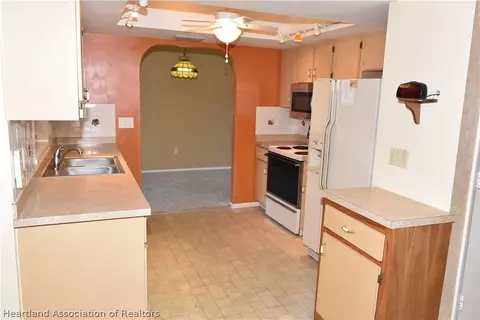 116 Robin Ave, Sebring, FL 33870 photo 7