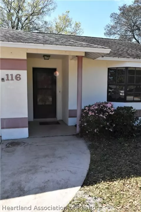 116 Robin Ave, Sebring, FL 33870 photo 3