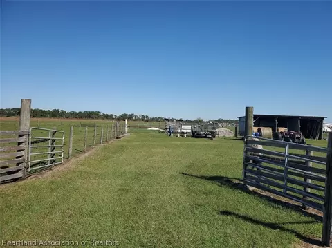 130 Angus Rd, Venus, FL 33960 photo 1