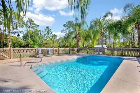 1069 Hyacinth Ave, Sebring, FL 33875 photo 2