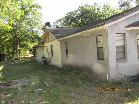408 River Dr, Sebring, FL 33875 photo 2