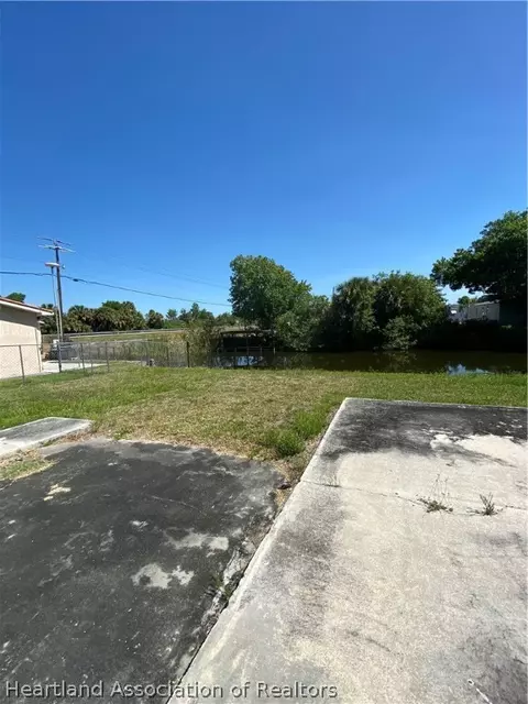 1023 8th St, Okeechobee, FL 34974 photo 9