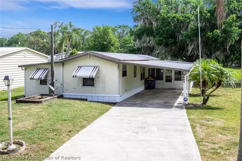 9644 Ewing Dr, Sebring, FL 33876 photo 1