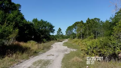 733 N Tarry Ln, Lorida, FL 33857 photo 6