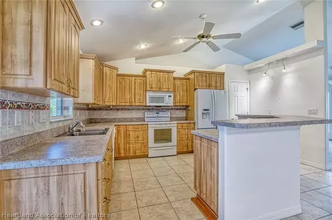 4242 Mandarin Rd, Sebring, FL 33875 photo 29