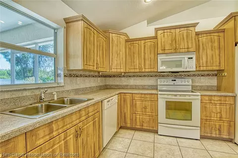 4242 Mandarin Rd, Sebring, FL 33875 photo 8