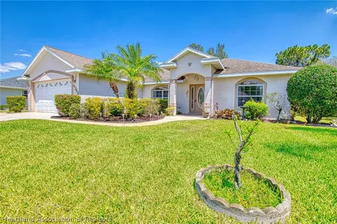 4242 Mandarin Rd, Sebring, FL 33875 photo 2