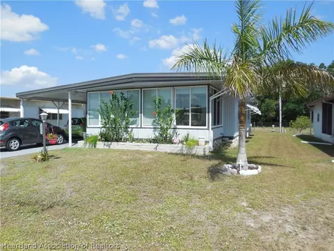 2906 Roger St, Sebring, FL 33872 photo 1