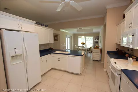 301 Sunset Dr, Sebring, FL 33870 photo 12