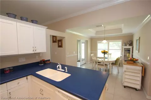 301 Sunset Dr, Sebring, FL 33870 photo 10