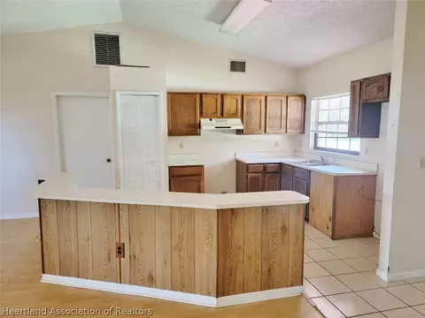 3815 Durango Ave, Sebring, FL 33872 photo 5