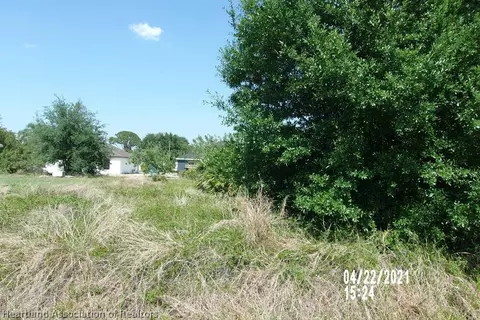 4740 Whiting Dr, Sebring, FL 33870 photo 1