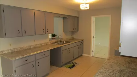 3735 Pineview Dr, Sebring, FL 33870 photo 4