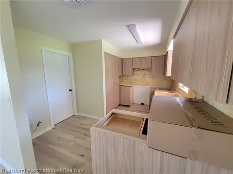 1215 Killarney Dr, Sebring, FL 33870 photo 7
