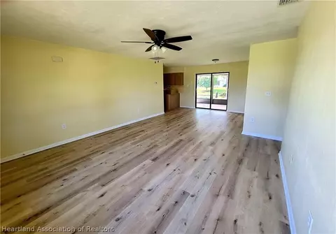 1215 Killarney Dr, Sebring, FL 33870 photo 3