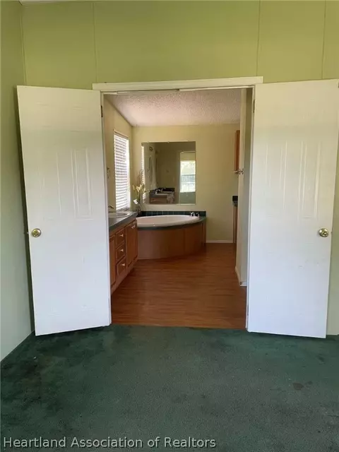 20792 Cesily Ln, Lorida, FL 33857 photo 8