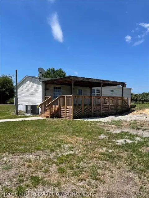 20792 Cesily Ln, Lorida, FL 33857 photo 2