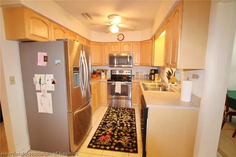 1033 Oak St, Okeechobee, FL 34974 photo 8