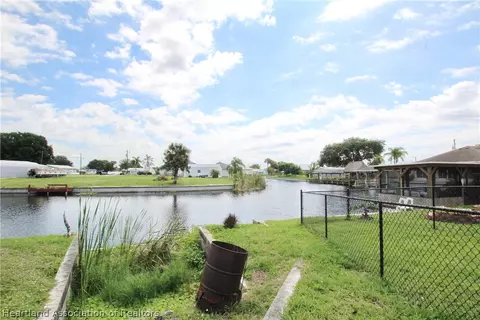 1033 Oak St, Okeechobee, FL 34974 photo 29