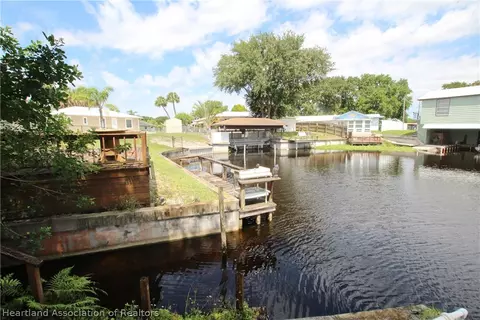 1033 Oak St, Okeechobee, FL 34974 photo 30