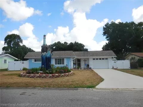 808 Golfside Ln, Sebring, FL 33870 photo 1
