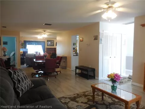 808 Golfside Ln, Sebring, FL 33870 photo 9