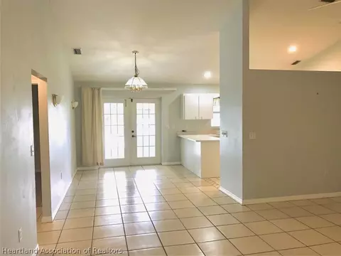 746 Memorial Dr, Sebring, FL 33870 photo 7
