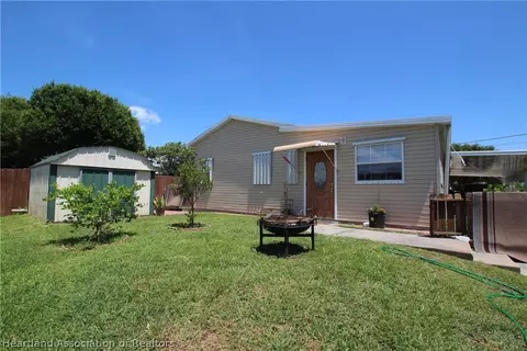 1060 Trout St, Okeechobee, FL 34974 photo 3