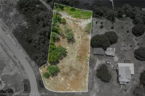 7390 Red Beach Ct, Sebring, FL 33876 photo 2