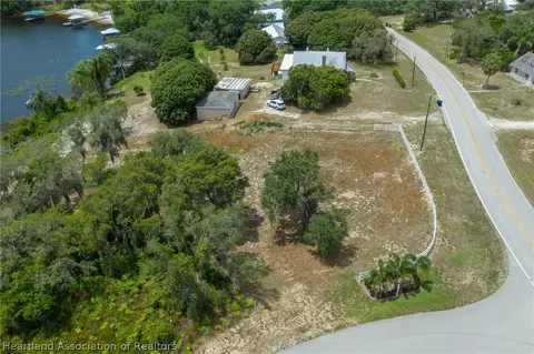 7390 Red Beach Ct, Sebring, FL 33876 photo 8