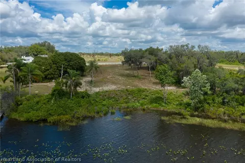 7390 Red Beach Ct, Sebring, FL 33876 photo 6