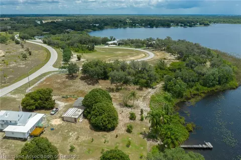 7390 Red Beach Ct, Sebring, FL 33876 photo 11