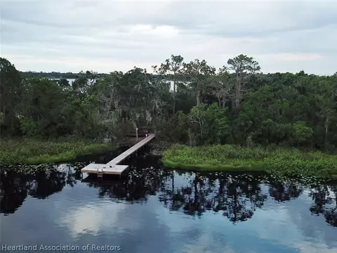 2016 Overlook Bay Dr, Sebring, FL 33875 photo 10