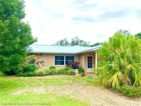 308 Sparrow Ave, Sebring, FL 33870 photo 2