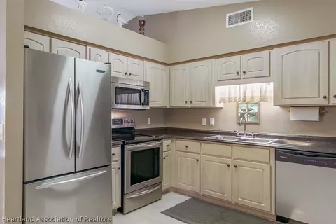 4323 Whiting Dr, Sebring, FL 33870 photo 7