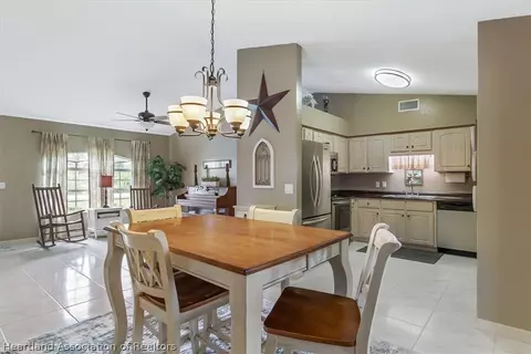 4323 Whiting Dr, Sebring, FL 33870 photo 5