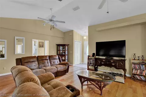 5451 Columbus Blvd, Sebring, FL 33872 photo 4
