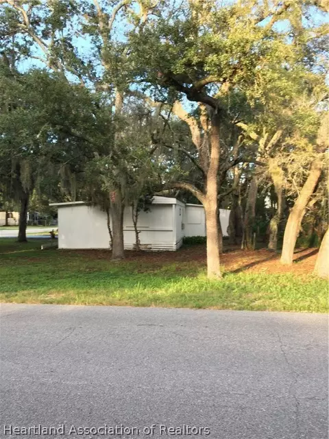 4909 Roanoke St, Sebring, FL 33876 photo 4