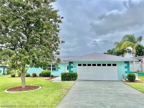 2818 Summit Dr, Sebring, FL 33870 photo 1