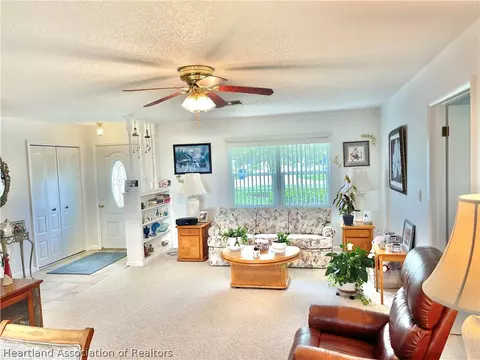 2818 Summit Dr, Sebring, FL 33870 photo 3