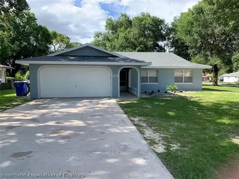 201 Robin Ave, Sebring, FL 33870 photo 1