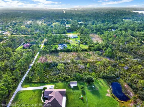 1613 Oleaster Ave, Sebring, FL 33875 photo 3