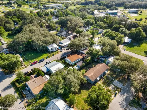 4813 4th St, Sebring, FL 33870 photo 3