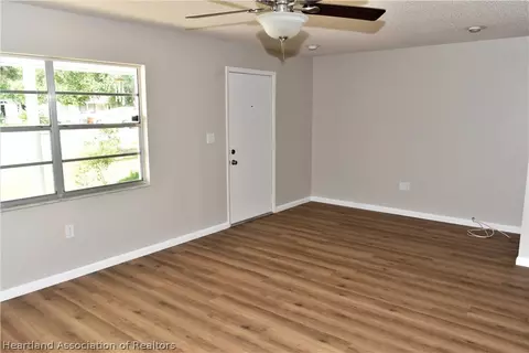103 Robin Ave, Sebring, FL 33870 photo 4