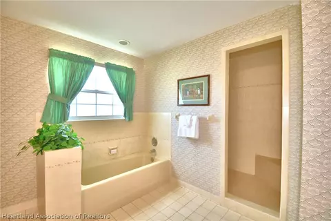 114 N Dixie Dr W, Frostproof, FL 33843 photo 21