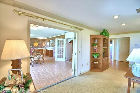 114 N Dixie Dr W, Frostproof, FL 33843 photo 8