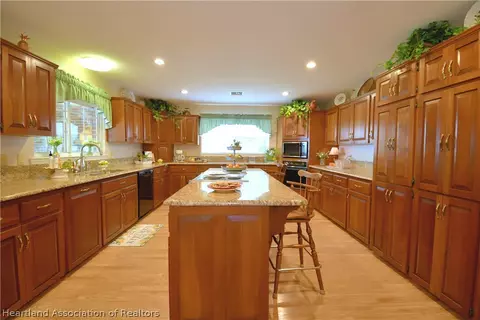 114 N Dixie Dr W, Frostproof, FL 33843 photo 7