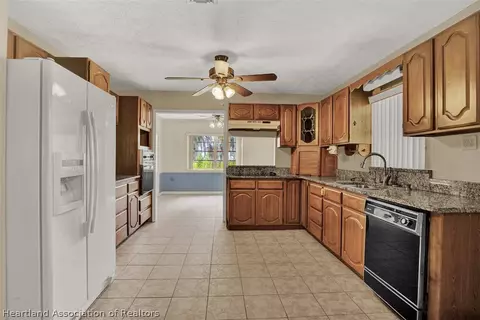 1833 Wright Ln, Lorida, FL 33857 photo 8
